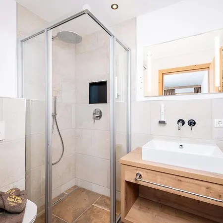 Beim Lois Edelweiss - Alpenluxus Collection *