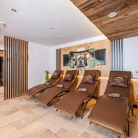 Beim Lois Edelweiss - Alpenluxus Collection *